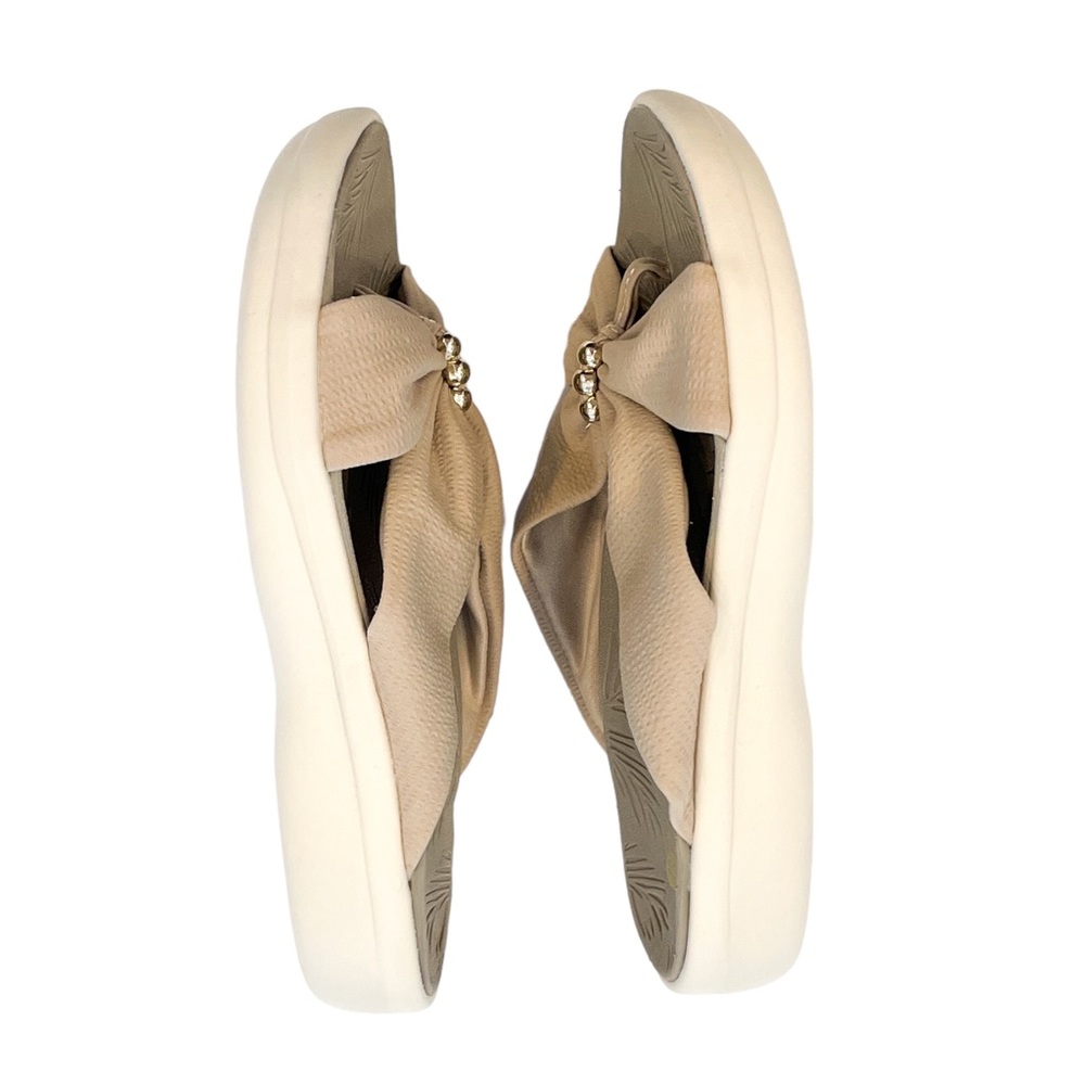 BZEES Promise Washable Slide Sandals - Simply Taupe - Size 6 M - Picture 4 of 6
